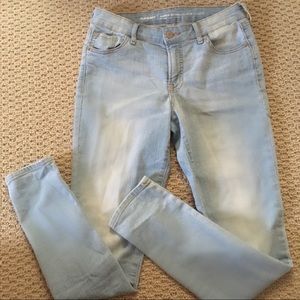 Light blue skinny jeans